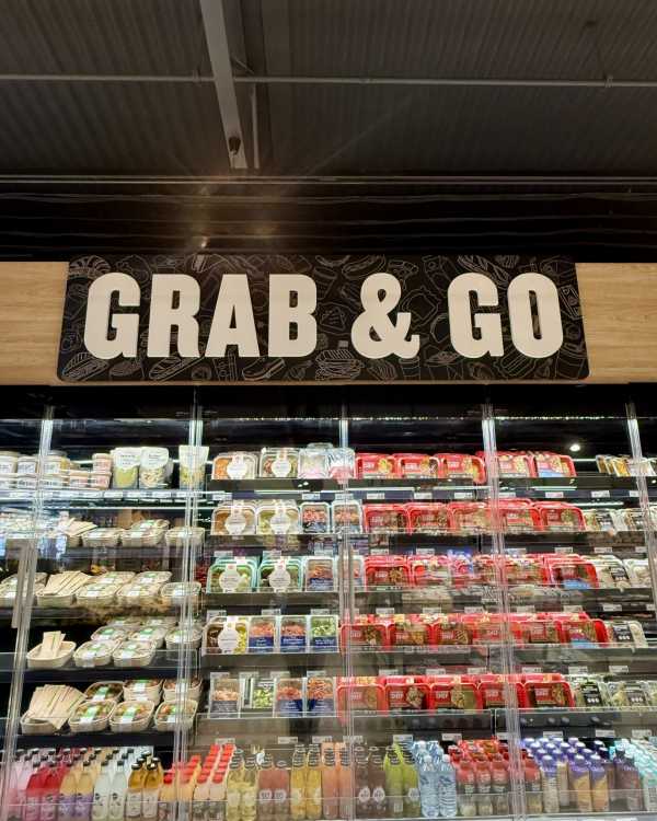IGA Launceston custom shop signage manufacture