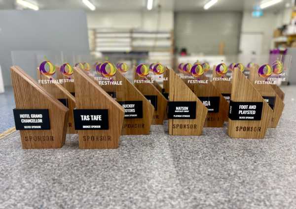 Custom Trophy Festivale 3