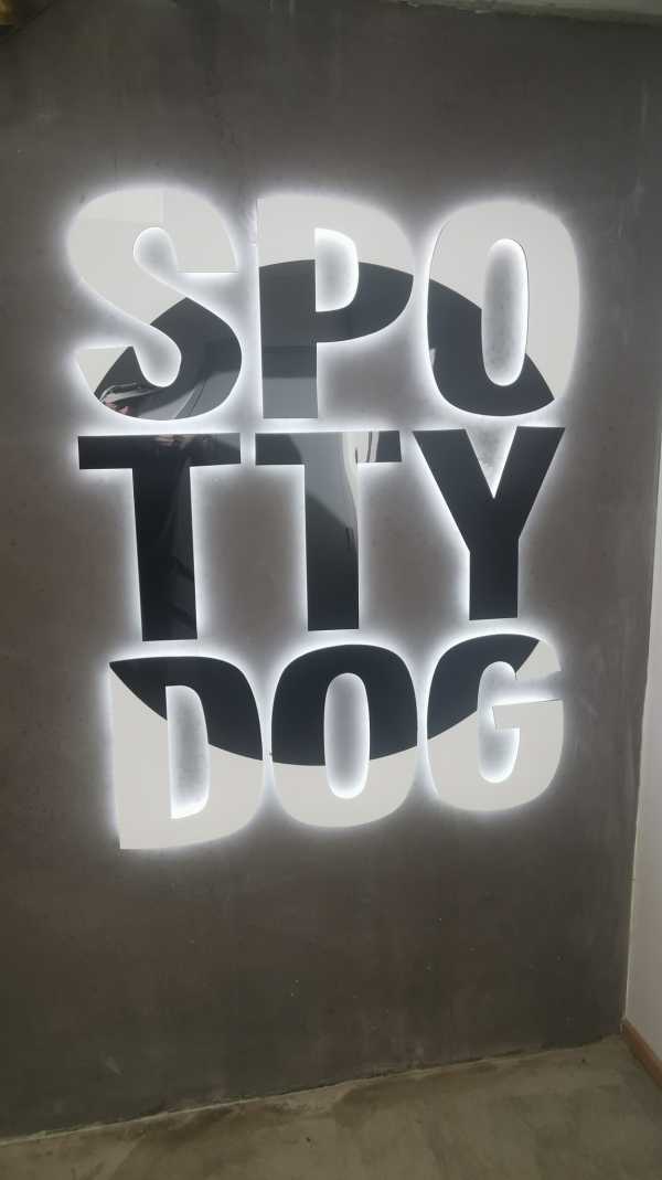 Illuminated Sign Hobart Spotty Dog Brewery