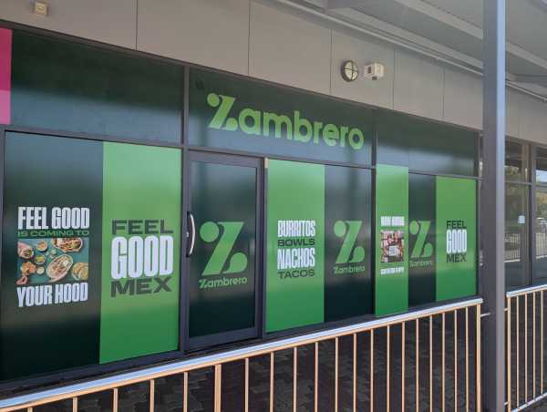 Zambreros windows signage