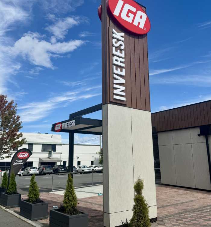IGA Pylon Signage Launceston Manufacture