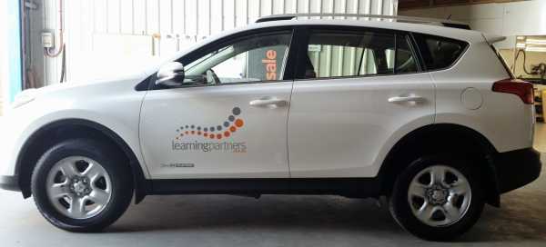 Learning Partners - Vinyl Car Signs