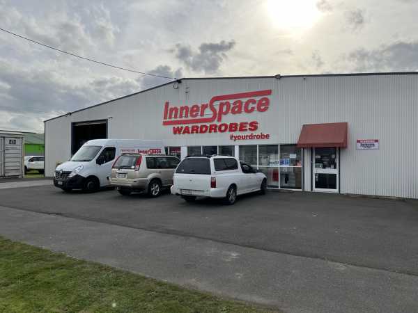 Signs Launceston Innerspace Wardrobes building signs